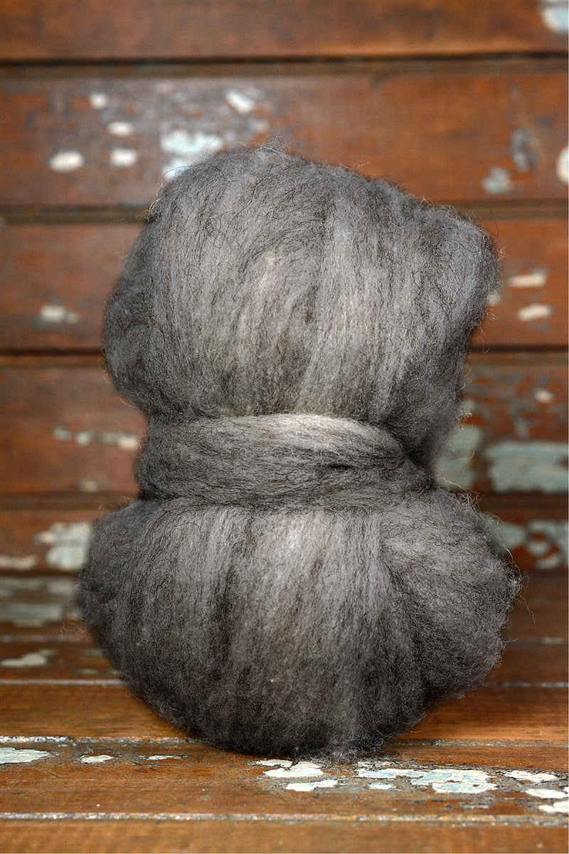 1 oz. Light Gray Wool Roving